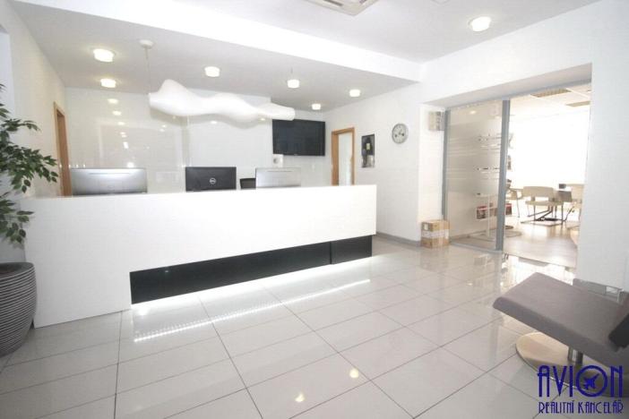 Pronájem kanceláře, Praha - Smíchov, Bozděchova, 107 m2