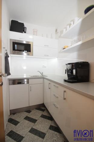 Pronájem kanceláře, Praha - Smíchov, Bozděchova, 107 m2