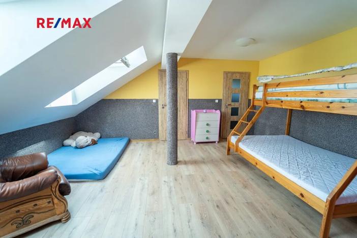 Prodej rodinného domu, Zájezd, 360 m2