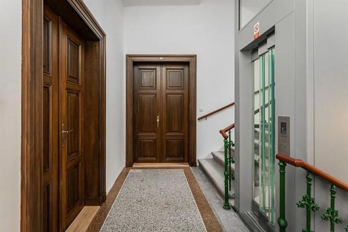 Pronájem bytu 2+kk, Praha - Staré Město, Kozí, 50 m2