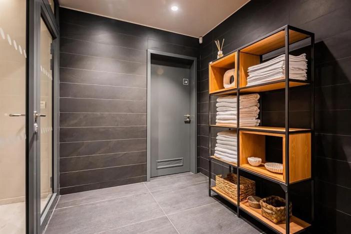 Pronájem bytu 2+kk, Praha - Smíchov, Holečkova, 70 m2