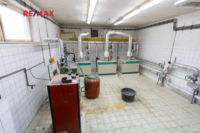 Prodej obchodního prostoru, Město Albrechtice, Míru, 1427 m2