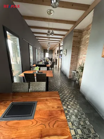 Prodej restaurace, Pasohlávky, 272 m2