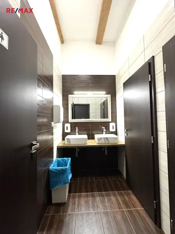 Prodej restaurace, Pasohlávky, 272 m2