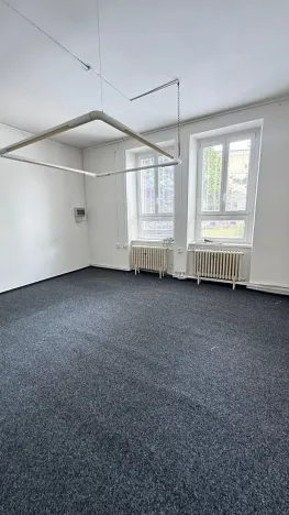 Pronájem kanceláře, Pardubice, Jana Palacha, 15 m2