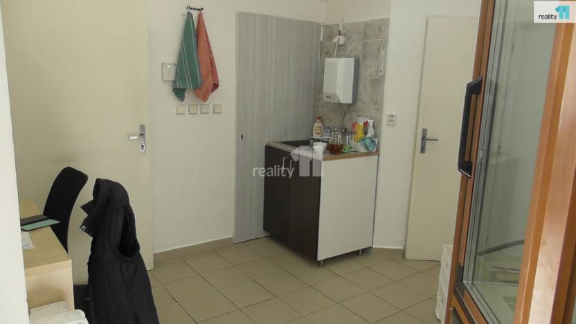 Pronájem obchodního prostoru, Ostrava - Hrabůvka, Dr. Martínka, 100 m2