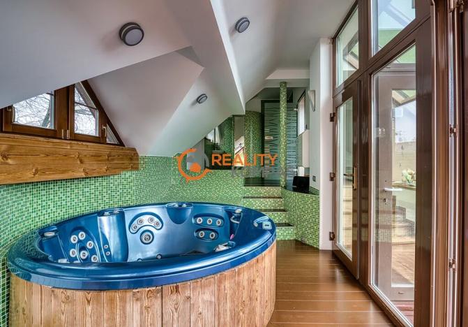 Prodej rodinného domu, Hodonín, Mírové nám., 150 m2