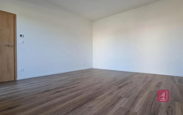 Pronájem bytu 2+kk, Mokrá-Horákov, 55 m2