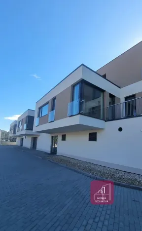 Pronájem bytu 2+kk, Mokrá-Horákov, 55 m2