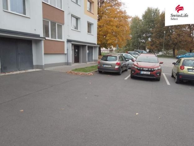 Pronájem garáže, Jihlava, Březinova, 21 m2