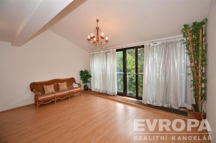 Pronájem bytu 2+kk, Praha - Hodkovičky, Klánova, 60 m2