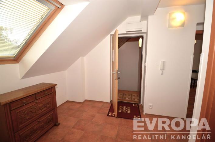 Pronájem bytu 2+kk, Praha - Hodkovičky, Klánova, 60 m2