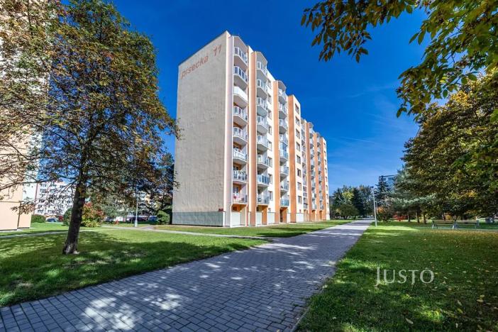Prodej bytu 3+1, České Budějovice, Písecká, 70 m2