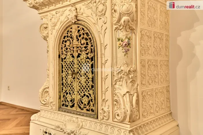 Prodej bytu 2+kk, Karlovy Vary, Svahová, 94 m2