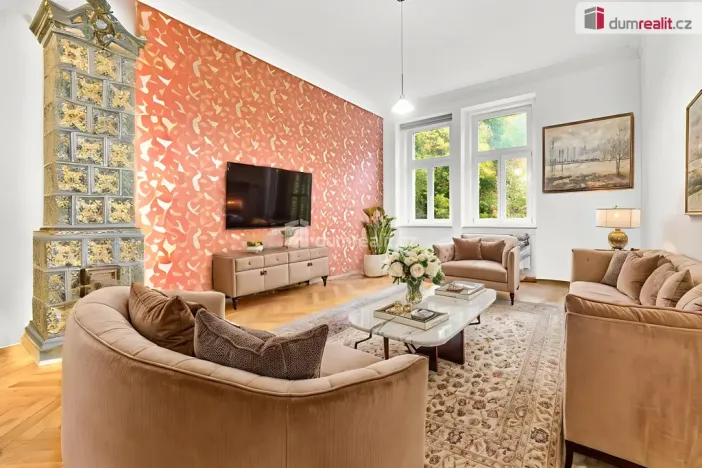 Prodej bytu 2+kk, Karlovy Vary, Svahová, 94 m2