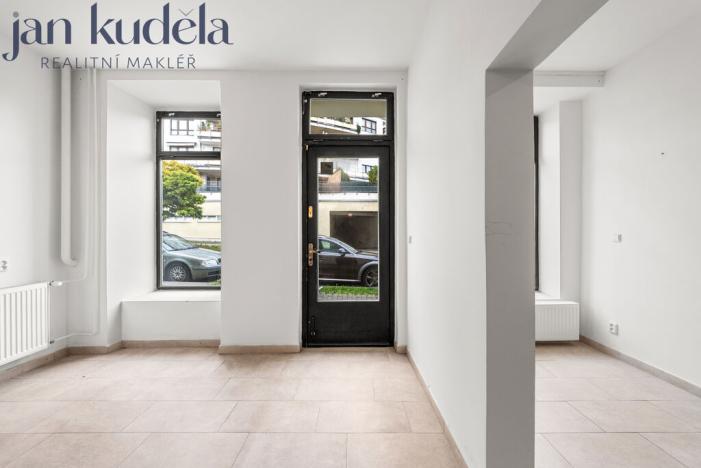 Pronájem obchodního prostoru, Brno, Hrnčířská, 46 m2