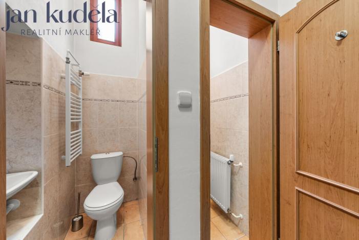 Pronájem obchodního prostoru, Brno, Hrnčířská, 46 m2