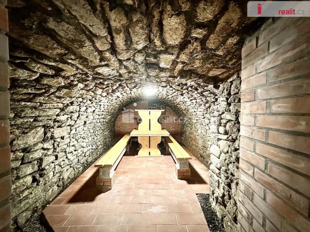 Prodej bytu 2+kk, Horní Blatná, náměstí Sv. Vavřince, 56 m2