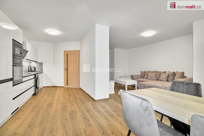 Prodej bytu 3+kk, Karlovy Vary, nábřeží Jana Palacha, 90 m2