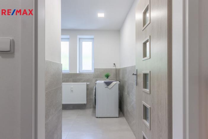 Prodej bytu 1+1, Meziboří, Okružní, 43 m2