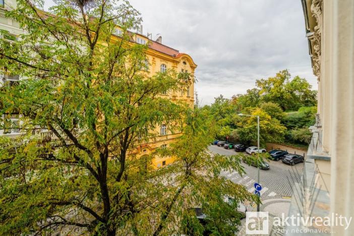 Pronájem bytu 4+1, Praha - Vinohrady, Polská, 134 m2