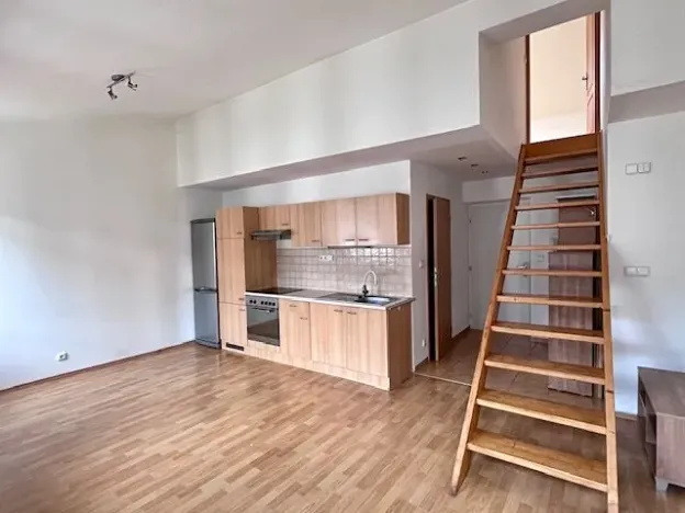 Pronájem bytu 2+kk, Praha - Libeň, V zahradách, 57 m2