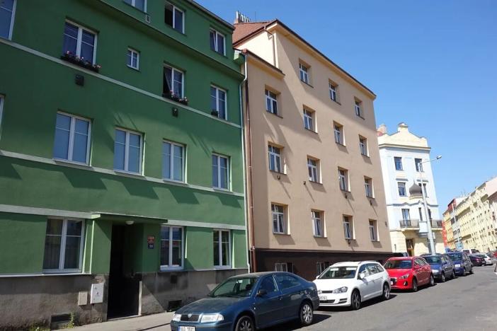 Pronájem bytu 2+kk, Praha - Libeň, V zahradách, 57 m2