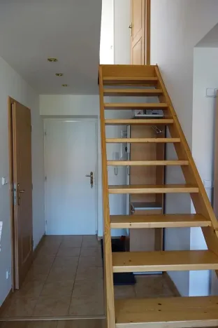 Pronájem bytu 2+kk, Praha - Libeň, V zahradách, 57 m2