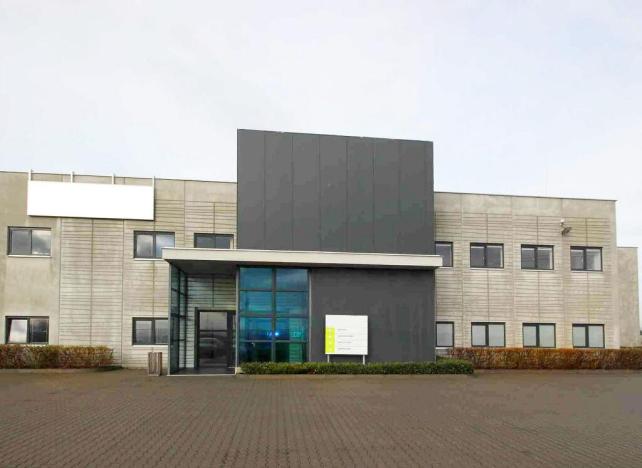 Pronájem skladu, Hovorčovice, 1802 m2