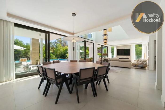 Prodej vily, Marbella, Španělsko, 611 m2