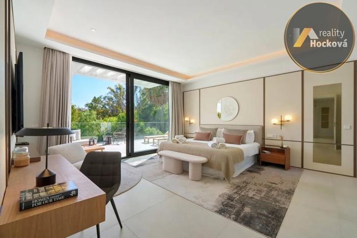 Prodej vily, Marbella, Španělsko, 611 m2