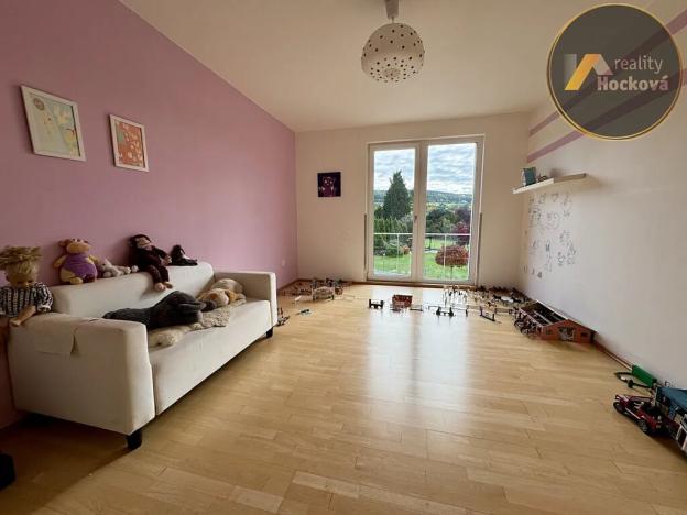 Pronájem rodinného domu, Praha - Lipence, Ke štěrkovně, 333 m2