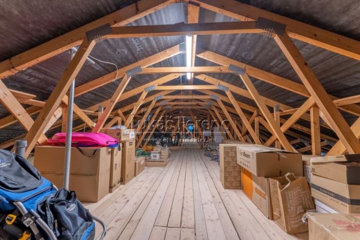 Prodej rodinného domu, Praha - Sobín, Valtická, 221 m2