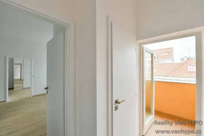 Pronájem bytu 2+kk, Praha - Vinohrady, Hollarovo náměstí, 47 m2