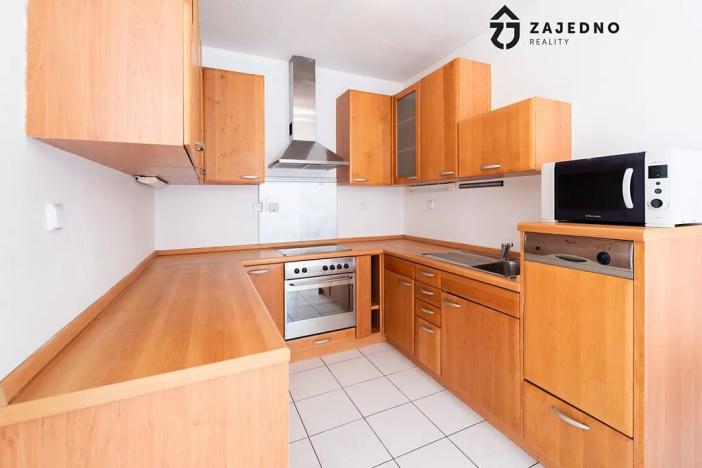 Pronájem bytu 2+kk, Brno, Majdalenky, 65 m2