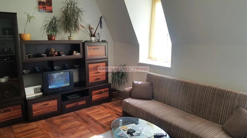 Pronájem bytu 1+kk, Liberec, Šlikova, 26 m2