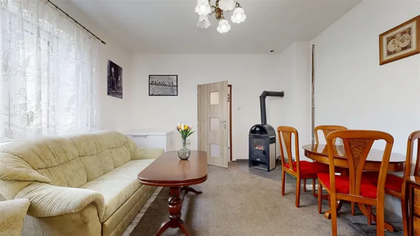 Prodej rodinného domu, Dobkovice, 250 m2