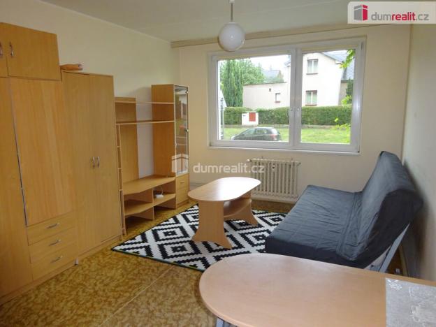 Pronájem bytu 1+kk, Praha - Hlubočepy, Voskovcova, 31 m2