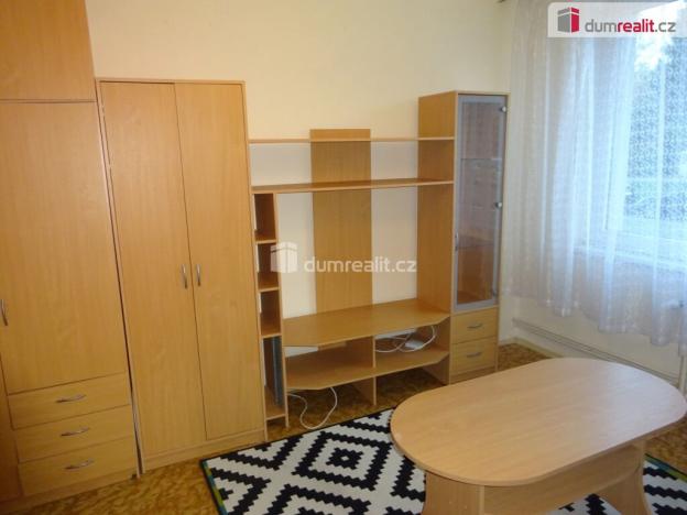 Pronájem bytu 1+kk, Praha - Hlubočepy, Voskovcova, 31 m2