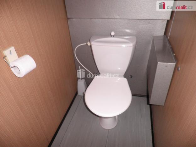 Pronájem bytu 1+kk, Praha - Hlubočepy, Voskovcova, 31 m2