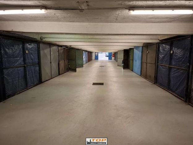 Pronájem garáže, Chomutov, Bezručova, 16 m2