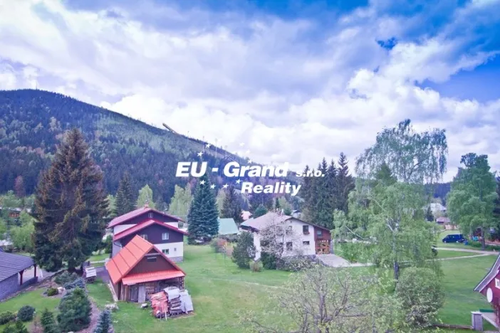 Prodej rodinného domu, Harrachov, 580 m2