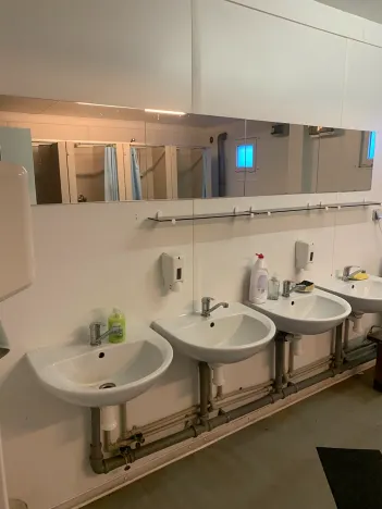 Pronájem kanceláře, Praha - Uhříněves, Přátelství, 137 m2