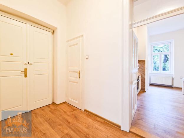 Pronájem bytu 1+1, Praha - Smíchov, Svornosti, 47 m2