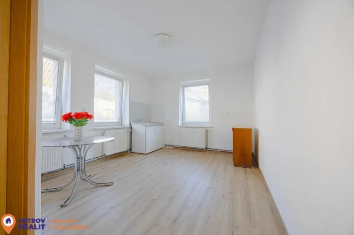 Prodej výrobních prostor, Hanušovice, Hynčická, 320 m2