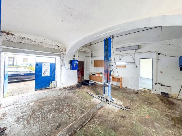 Pronájem výrobních prostor, Pardubice - Zelené Předměstí, Jana Palacha, 211 m2