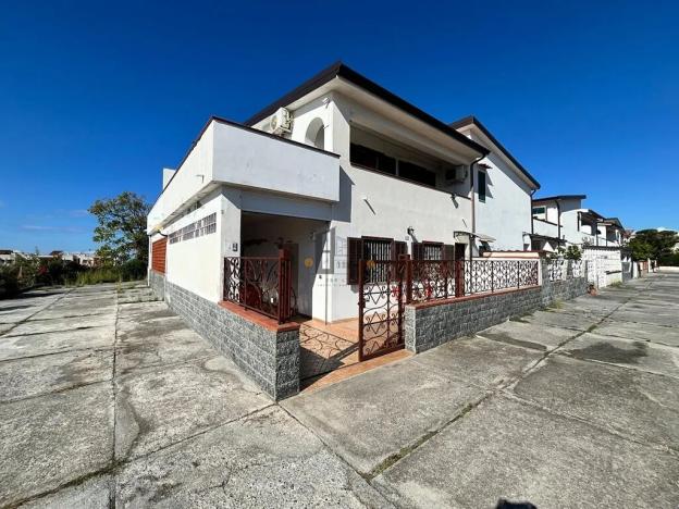 Prodej bytu 3+kk, Scalea, Itálie, 100 m2