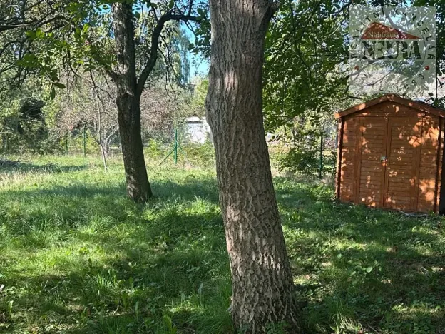 Pronájem zahrady, Mukařov, 1022 m2
