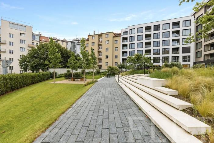 Pronájem bytu 2+kk, Praha - Bubeneč, Vítězné náměstí, 61 m2