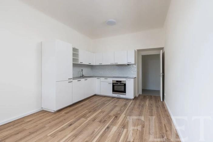 Pronájem bytu 2+kk, Praha - Holešovice, U vody, 45 m2
